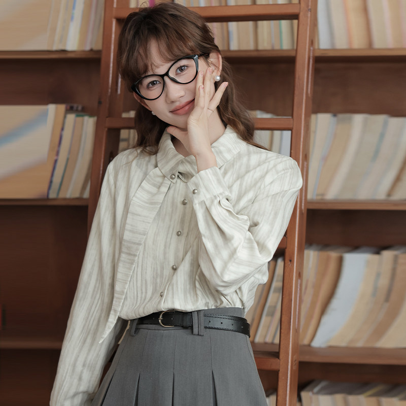 法式杏色长袖衬衫女秋季收腰显瘦气质衬衣设计感修身别致飘带上衣