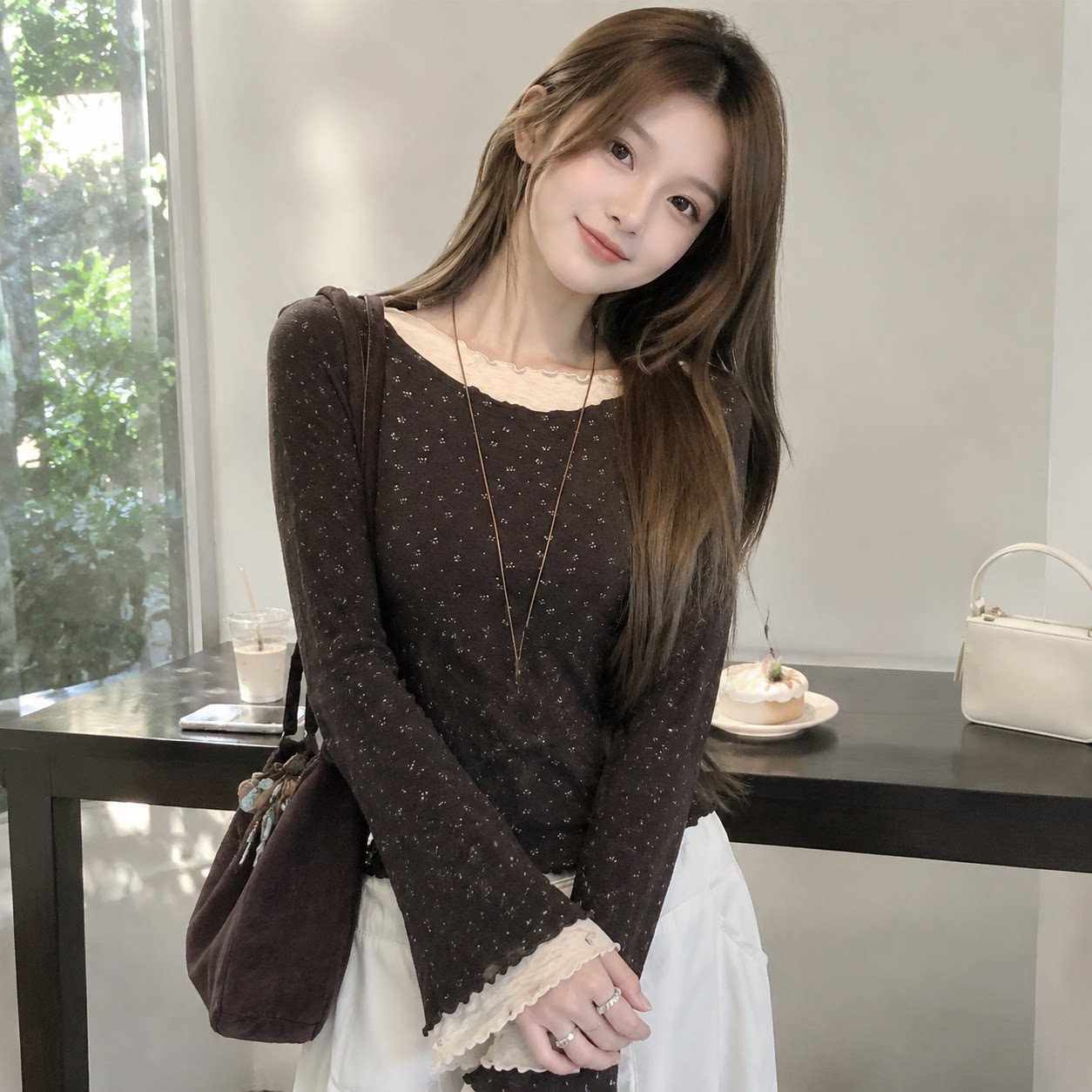 秋冬少女风木耳边显瘦喇叭袖T恤