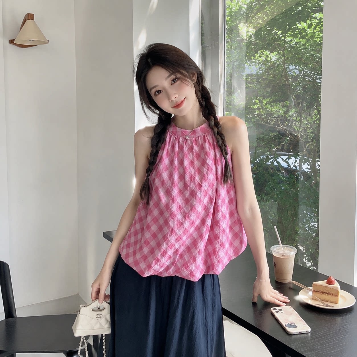 夏季复古撞色格子花苞显瘦上衣