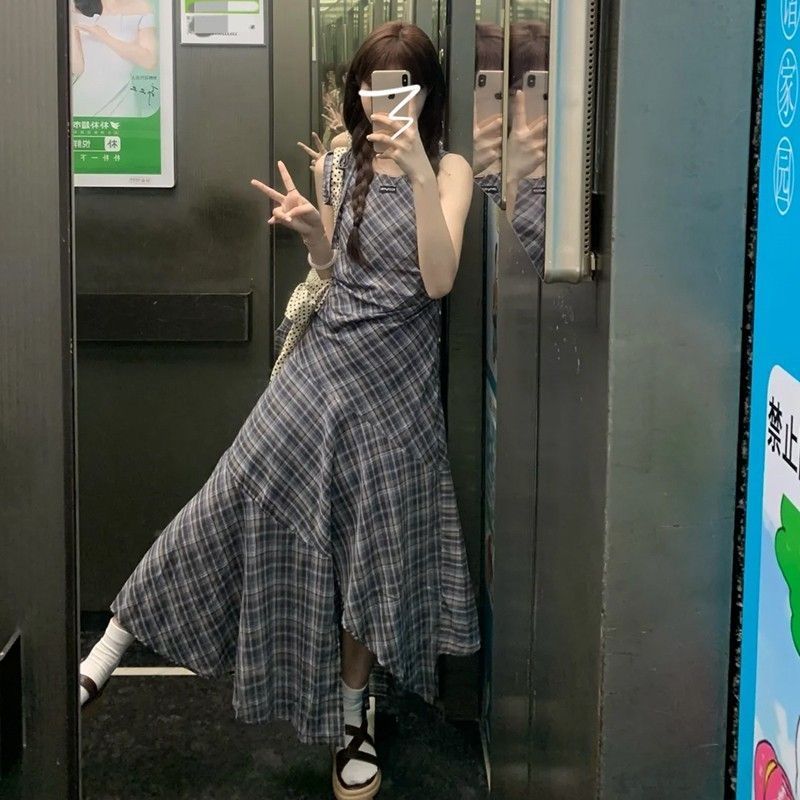 法式挂脖无袖格子小个子连衣裙