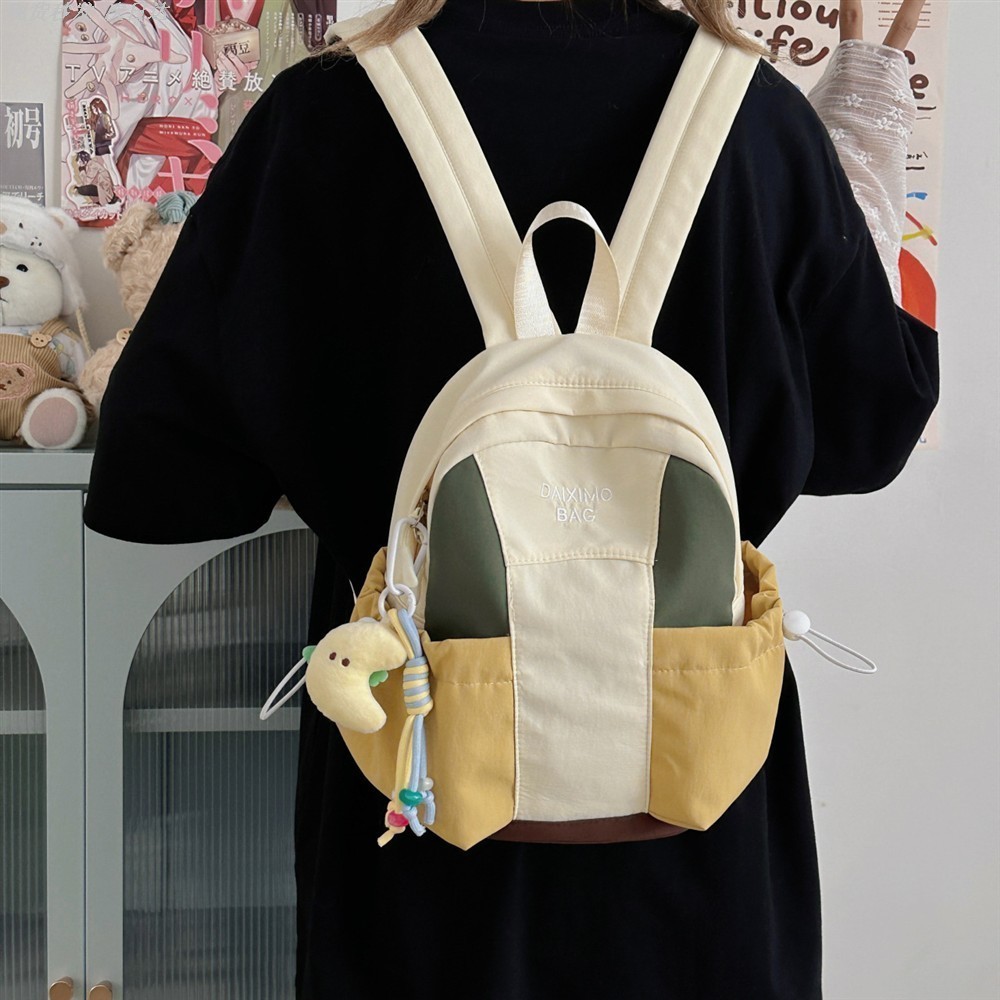 休闲轻便户外登山旅行小背包女