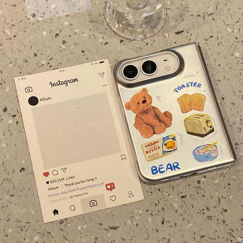 【每日新品】可爱卡通小熊插画适用于苹果dou手机壳iPhone dou折叠屏保护套苹果18dou超好看巨好看带前框外壳