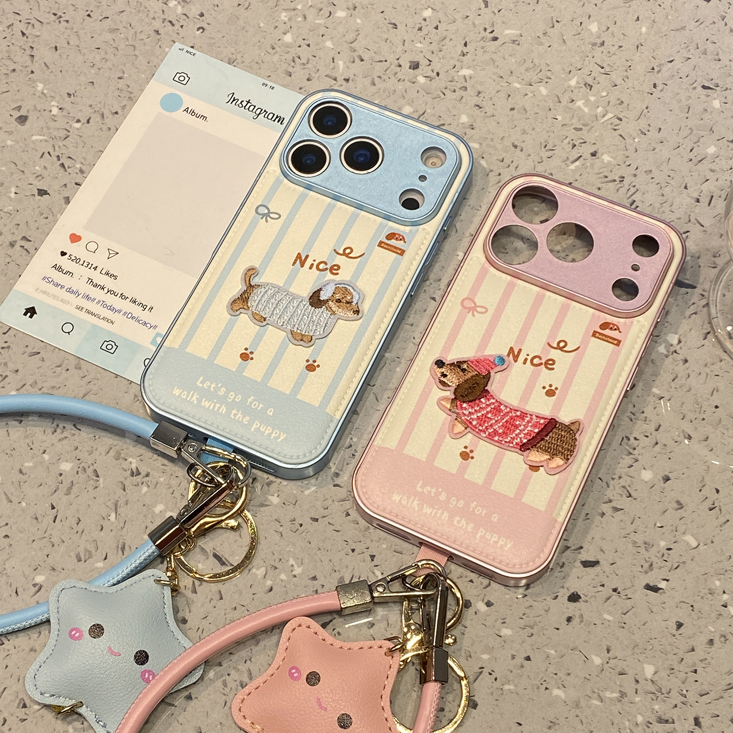 日韩可爱条纹刺绣腊肠狗适用于苹果17promax手机壳iphone16保护套14挂绳13全包新款15pro情侣max高级感手机套