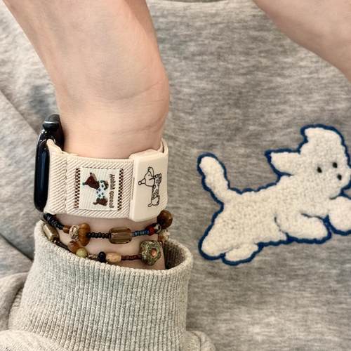 可爱卡通腊肠狗适用苹果S11手表S9表带iwatch10新款尼龙小狗applewatch8代编织7磁吸S7弹力SE腕带S6高级5男女
