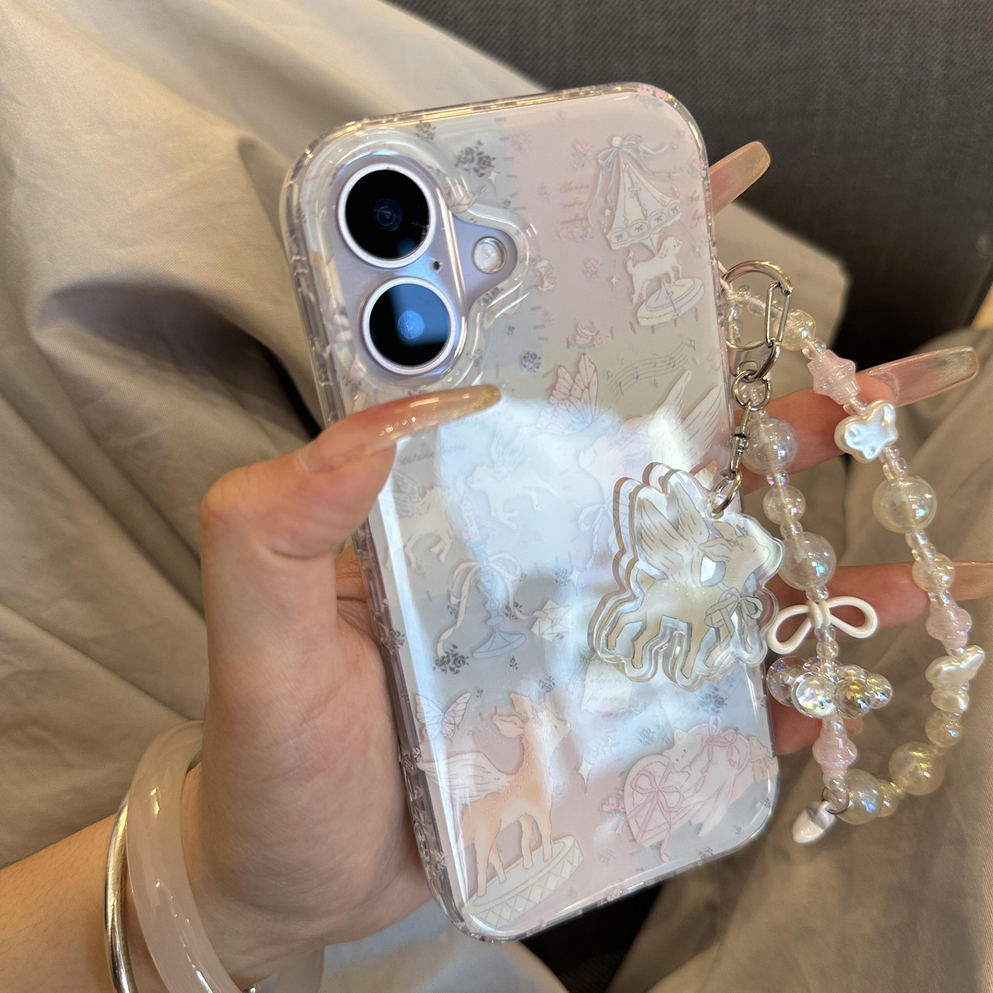 韩系ins可爱仙气小飞鹿适用于苹果17promax手机壳iphone16保护套14手链13全包新款15pro个性max高级感手机套p