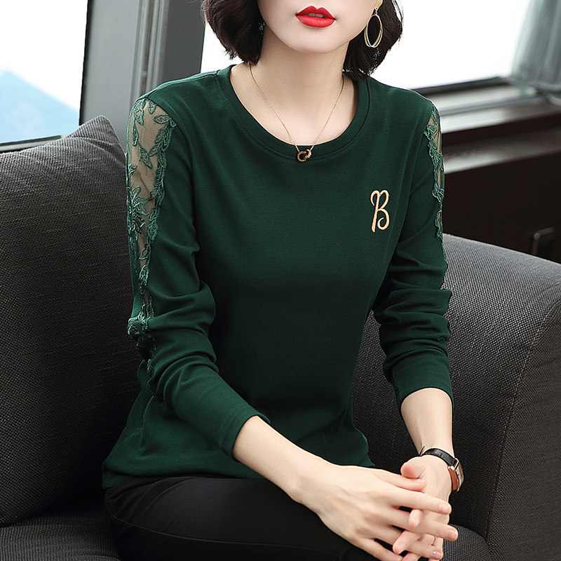 绿色长袖蕾丝打底衫女外穿2020新款秋季中年妈妈纯棉t恤圆领上衣