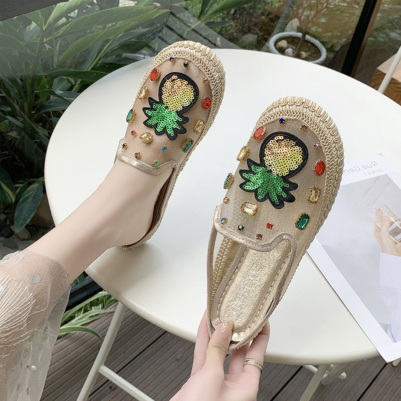 网纱包头平底外穿凉拖女2021夏季新款彩钻刺绣无后跟懒人渔夫鞋女