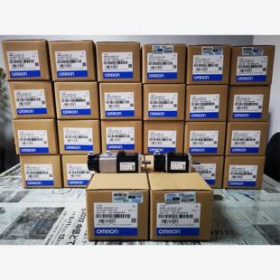 OMRON欧姆龙伺服电机R88M 1M10030T