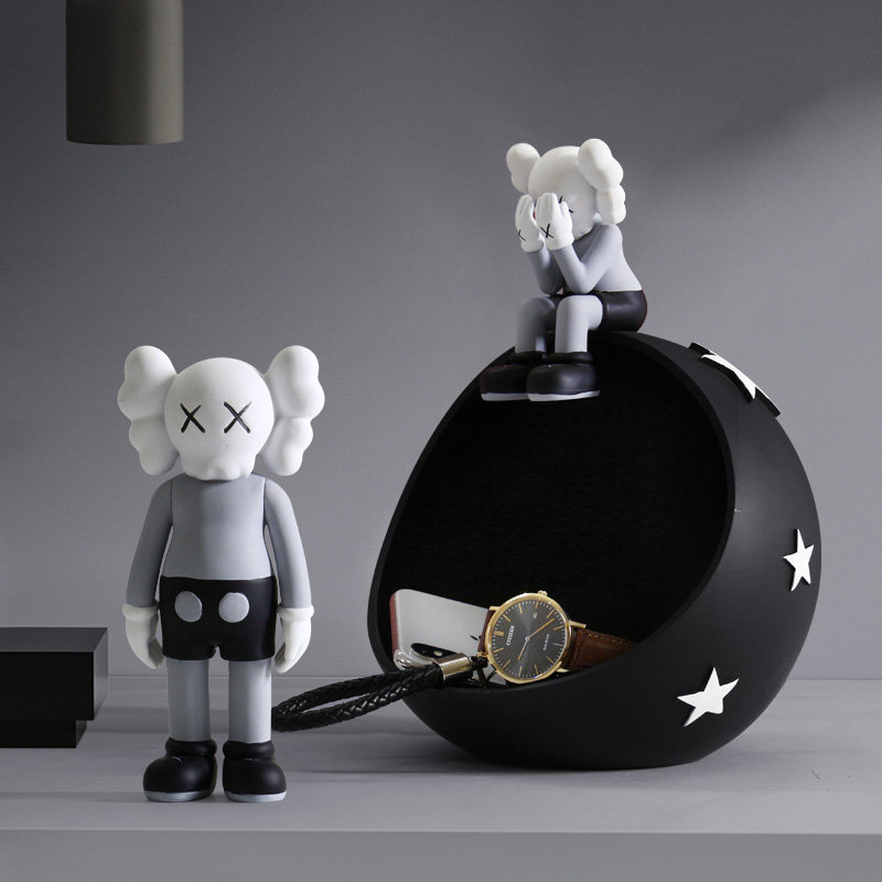 轻奢高档kaws暴力熊公仔客厅玄关入户进门口放钥匙的收纳装饰摆件