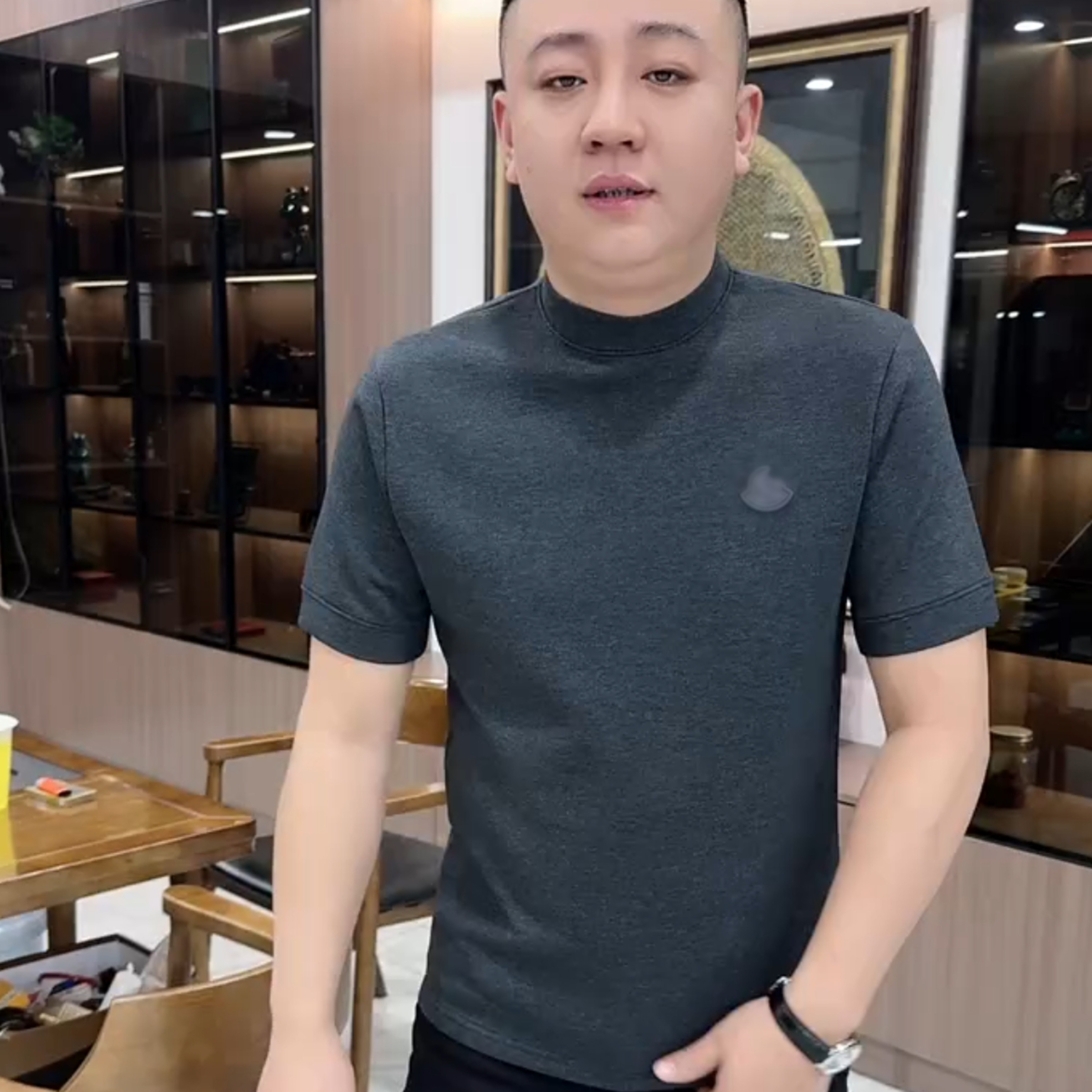 2026新款男士高端圆领短袖T恤时尚潮流简约百搭气质爆款男装内搭,男装,T恤,淘宝优惠券,粉丝福利购,淘宝优惠卷