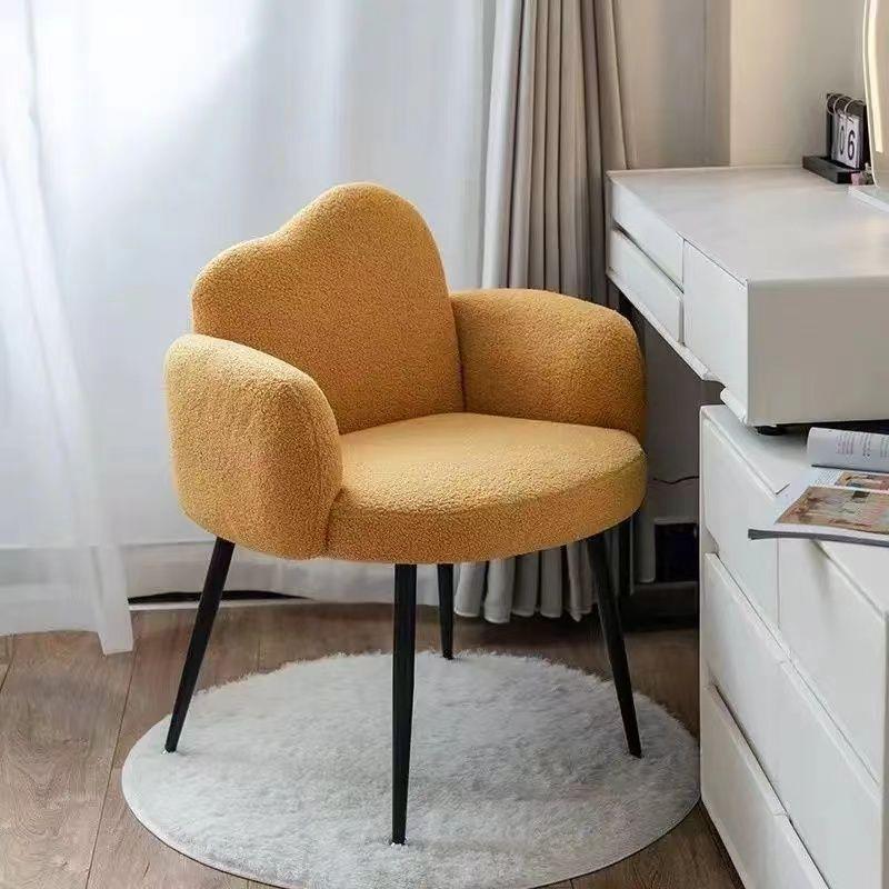 北欧简约单人沙发椅梳妆化妆椅家用宿舍椅子可爱奶油风化妆椅美甲