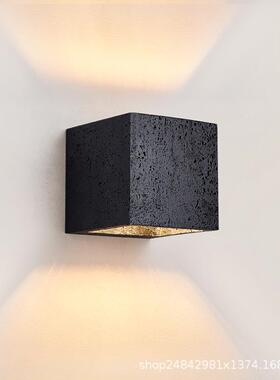 意式极简床头壁灯现代客厅卧室过道楼梯中古复古黑色洞石氛围墙灯