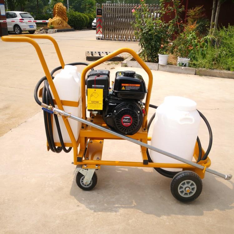 手推式乳化沥青撒布机出料顺畅喷淋均匀的沥青撒布车沥青抛洒机