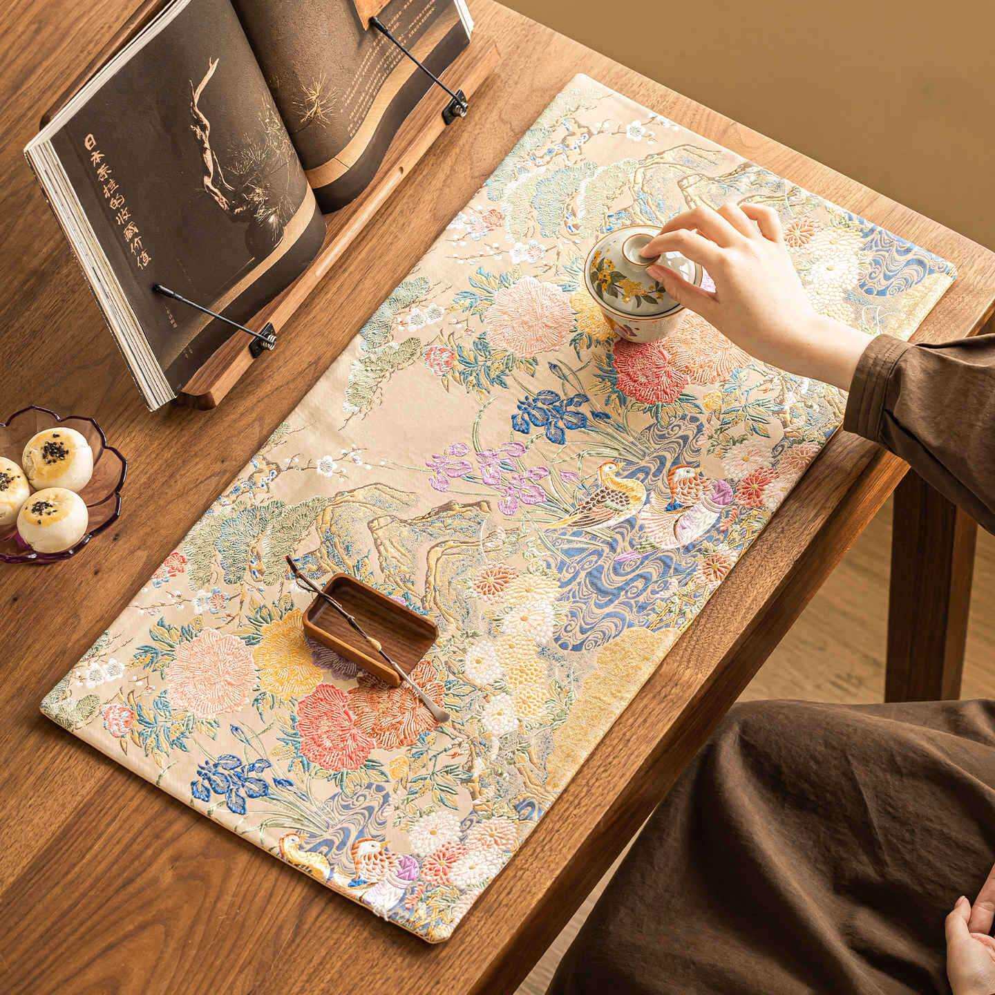 西阵织鎏金双面茶席垫子防水茶巾茶桌垫布壶承茶道配件新中式桌旗