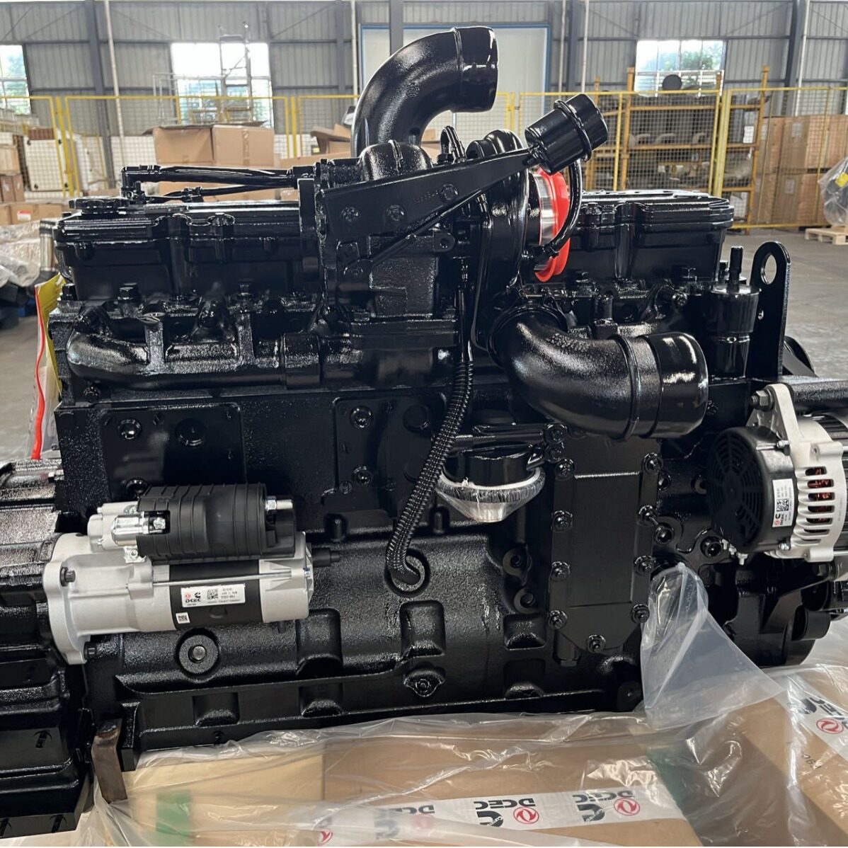康明斯6CTAA8.9-C325柴油机