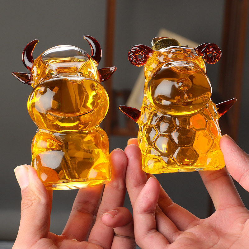厂家批发十二生肖泡酒瓶动物玻璃泡酒器高硼硅玻璃醒酒器创意