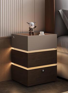 意式极简床头柜轻奢高级感现代简约卧室2024新款实木创意储物柜子
