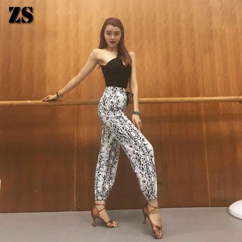 熱拉丁舞服裝背心舞蹈服文胸練習上衣練功成人美背吊帶衣有胸墊新在類目 運動/瑜伽/健身/球迷用品, 舞蹈/健美操/體操, 拉丁舞, 拉丁舞上裝中 - 來自Buy2taobao.com提供專業的淘寶代購服務