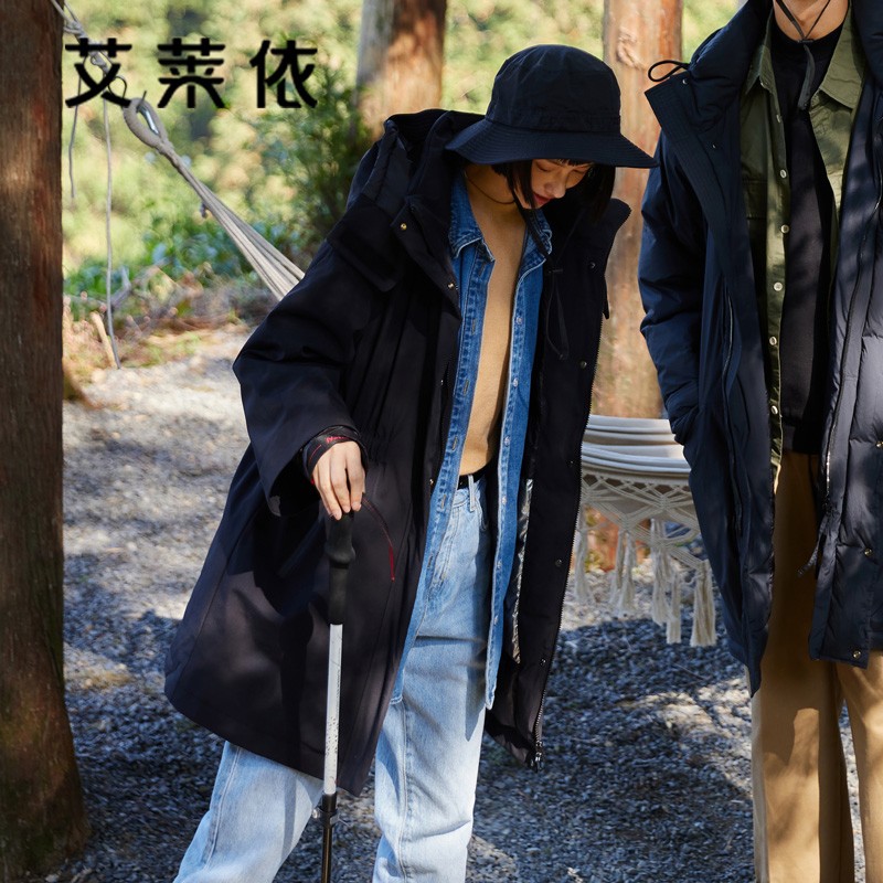 艾莱依工装羽绒服女款新款户外设计感鹅绒中长款冬季防风休闲外套