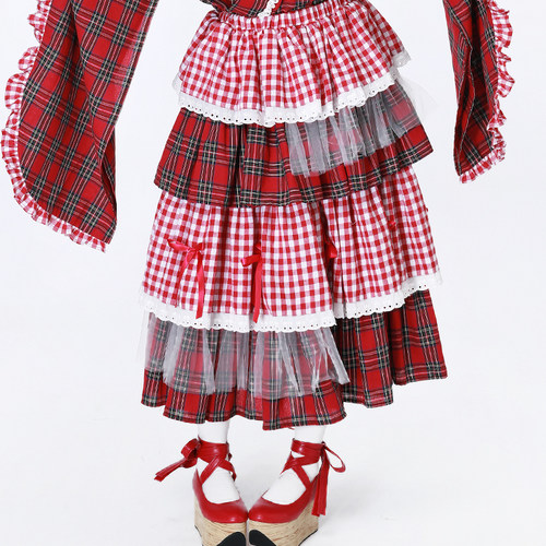 原创设计日系复古红格拼接蛋糕裙