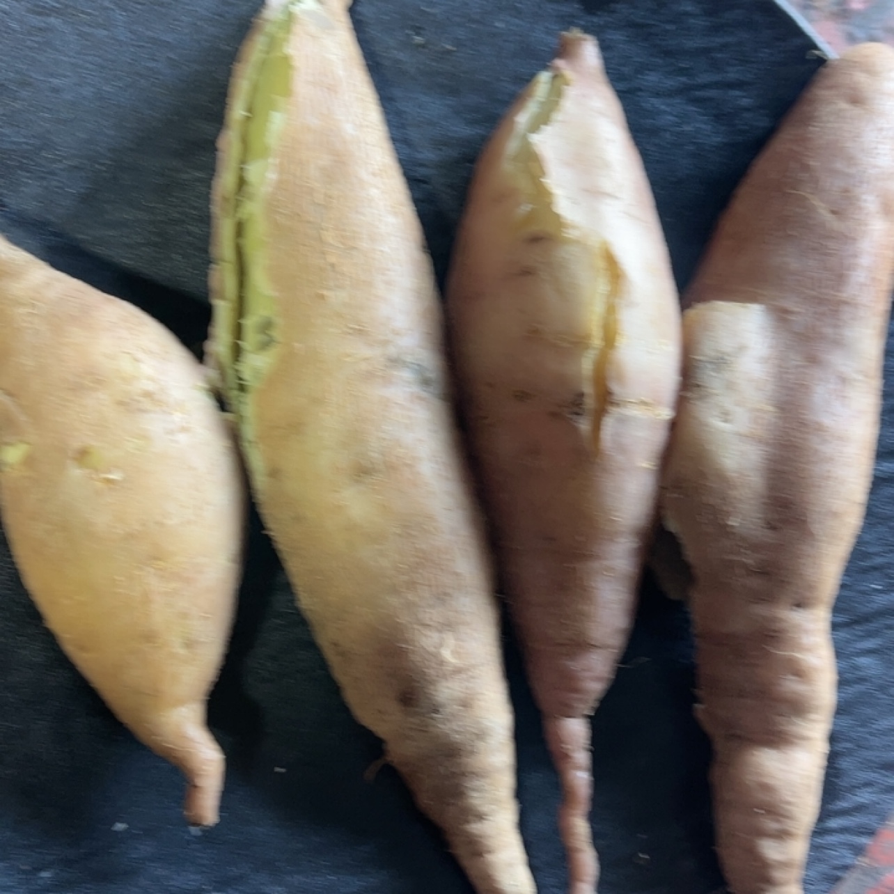 荣成特产蜂蜜罐地瓜 个别擦皮 摔断 介意勿拍 到手5斤左右