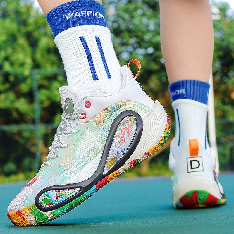 拉塞尔1代篮球鞋男款实战摩擦有声音减震儿童球鞋透气运动鞋女鞋