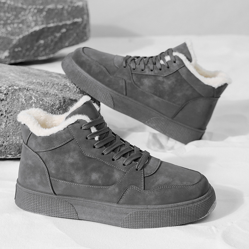 跨境大码冬季时尚百搭男士加厚雪地靴保暖抗寒复古休闲鞋中帮板鞋