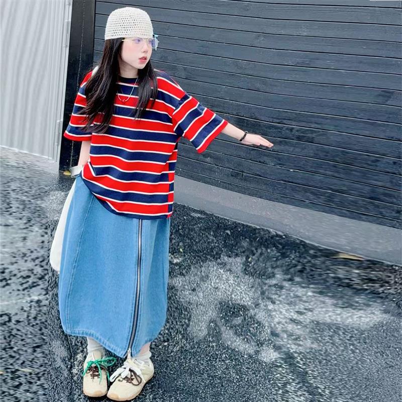 女童夏季休闲风撞色条纹短袖T恤韩系复古蓝拉炼牛仔半身裙两件套