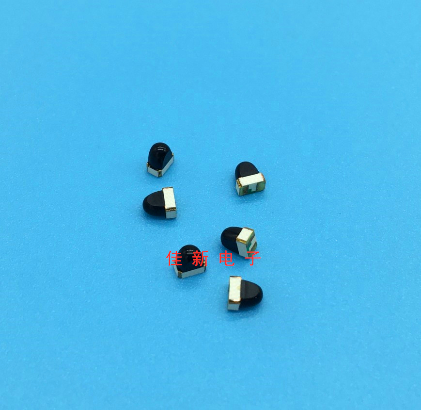 XS-PD04A21-708  光电流22-24UA  0.5-1.5V 黑色小帽