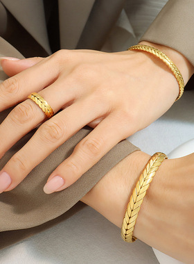 欧美不掉色开口设计麦穗手镯个性