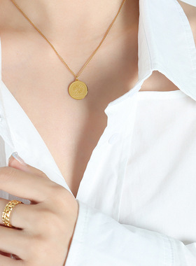 日韩田园风甜酷小众设计时尚锁骨