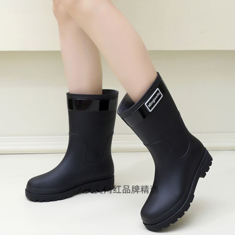 新款雨鞋女士中筒水鞋加绒雨靴防水防滑成人胶鞋厨房洗车工作水靴