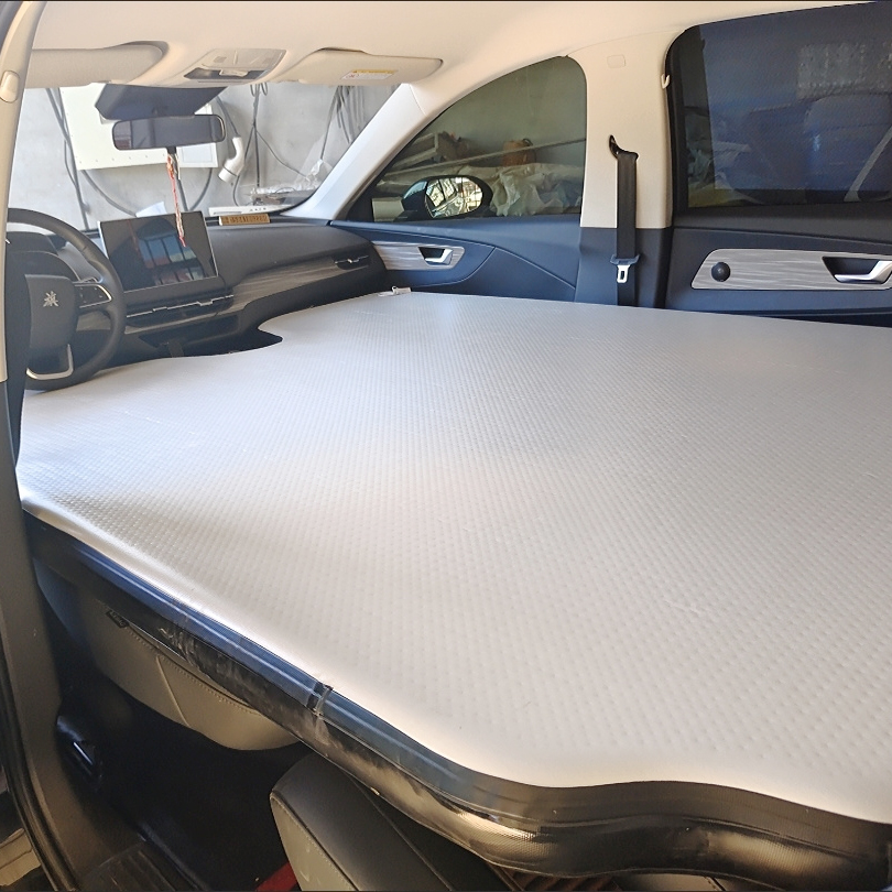 红旗EQM5露营拉丝床垫充气床车