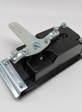 MS888-1配三点钢栓带耳朵黑色面板锁，箱变锁，机箱机柜门锁