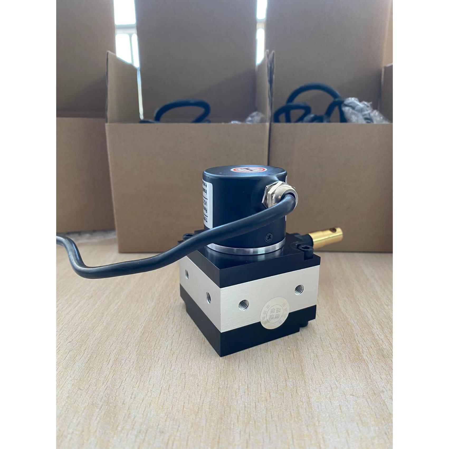 拉线编码器 脉冲信号0-1000mm 辨率0.02mm/p 位移传感器