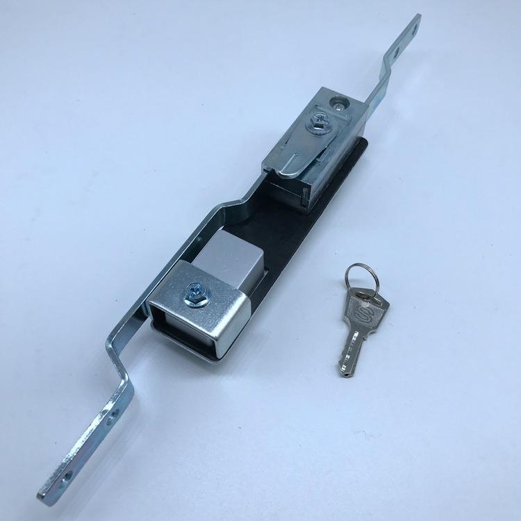 MS828银色锌合金钥匙连杆锁，电柜门锁，配电箱门锁，机箱机柜锁