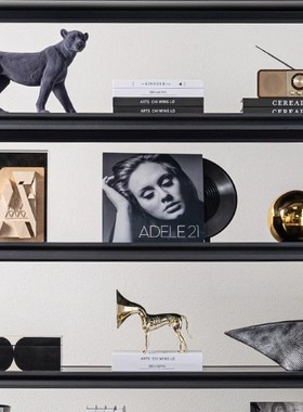 集饰轻奢高端装饰品客厅