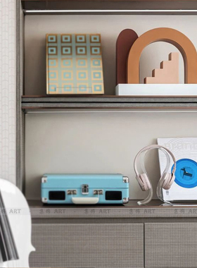 简约现代风几何不规则抽象雕塑