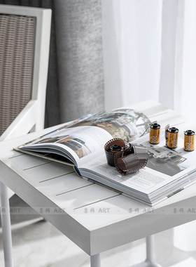 飘窗台简约现代风胶卷筒边几摆件