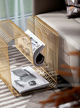 杂志架艺术风落地金属软装饰品