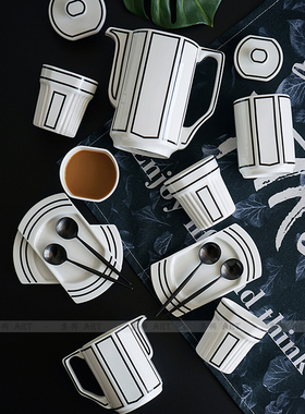 北欧式下午茶茶具套装家用高档陶瓷创意英式骨瓷咖啡具杯壶带托盘