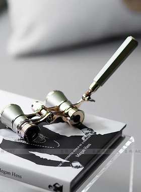 简约现代风售楼处电视柜边几摆件