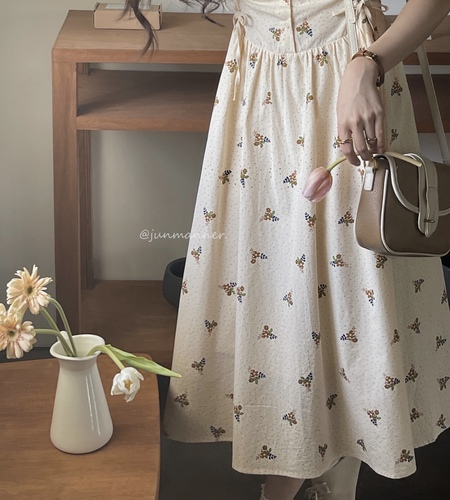 韩娅芳大码女装 HZFDMNZ6122