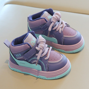 秋冬女宝宝运动鞋2一3-8岁女童休闲板鞋儿童冬季厚款高帮软底鞋子