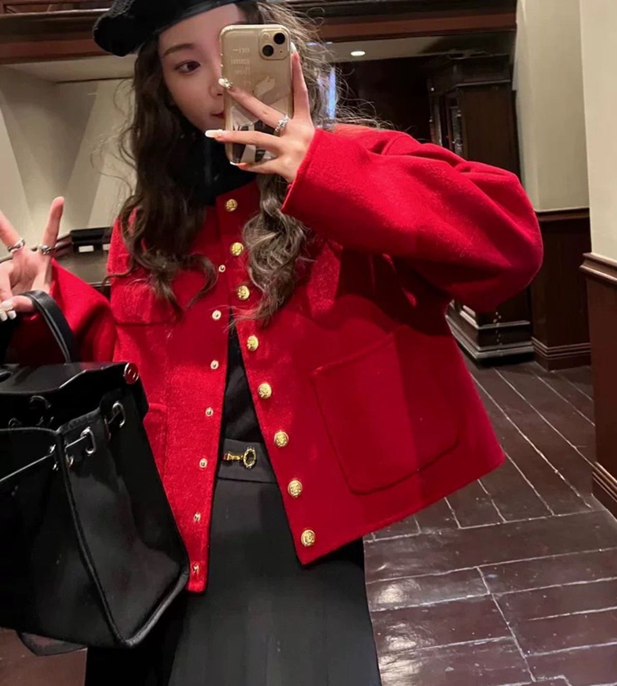 町蜜乐·柜1.98W+ 樱桃红100羊毛~马车刺绣双面呢外套短大衣21035