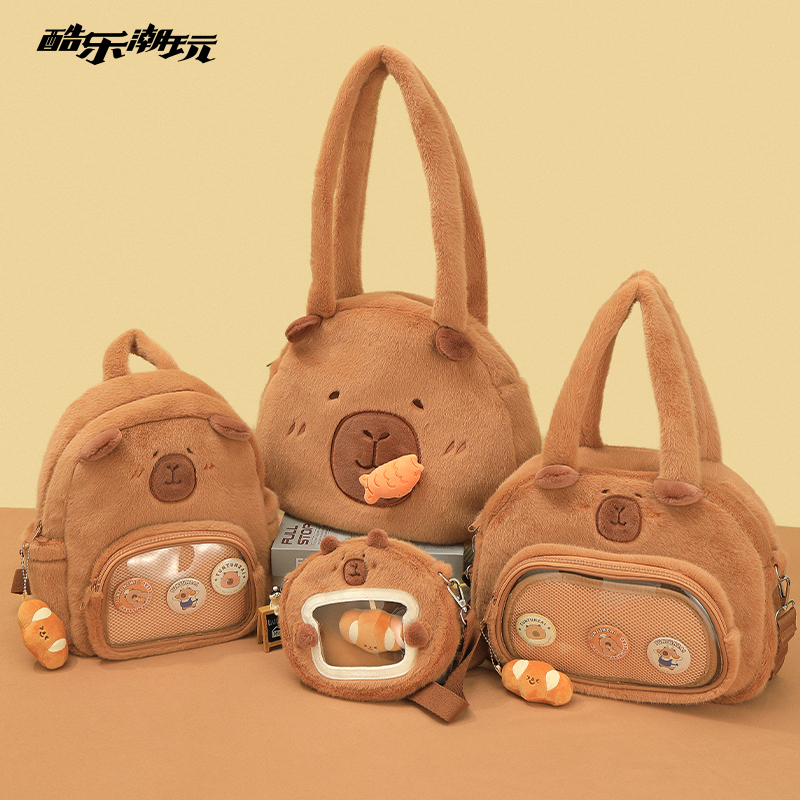 酷乐潮玩豚豚崽烘焙坊毛绒痛包