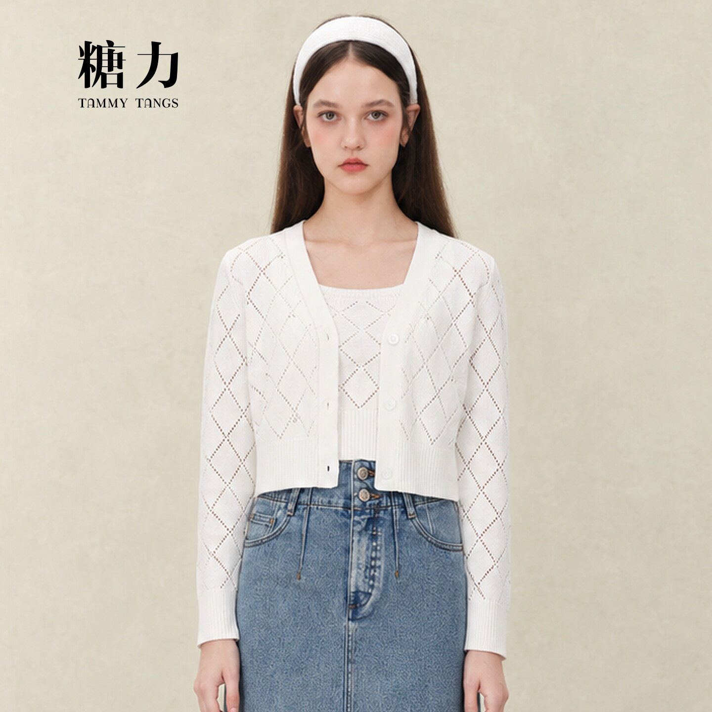 糖力挑孔菱格钻饰针织开衫两件套图片