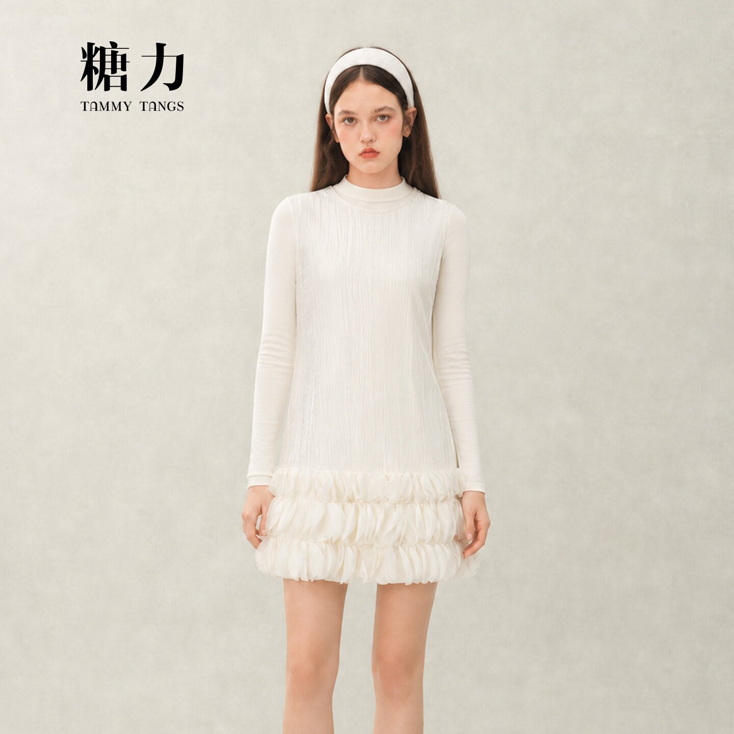 糖力 烧花装饰背心裙 秋冬季杏色丝绒无袖连衣裙女