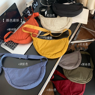 ins經(jīng)典 實(shí)用日系防水輕便腋下包餃子包H ootd百搭推薦 11色可選