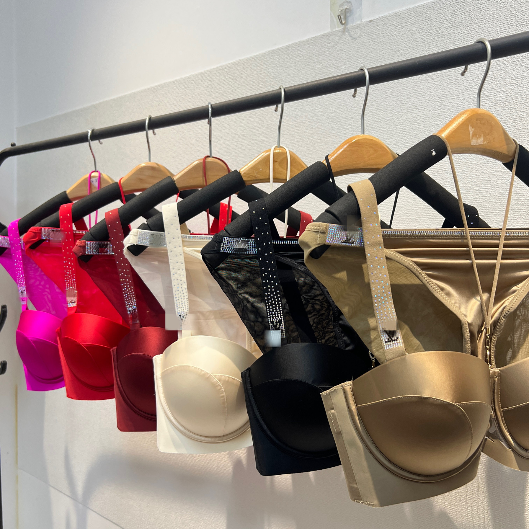 VIPSTORE欧美AB杯性感内衣水钻轻奢时尚小胸聚拢无钢圈文胸套装